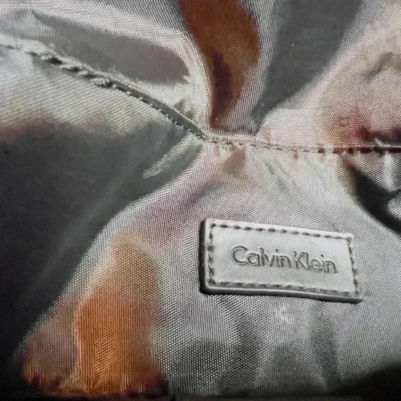 Calvin Klein Nylon Flap Messanger Black Bag W/Pebble Faux Leather Trim - Picture 6 of 7